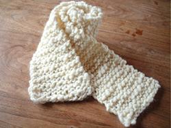 白のプチマフラー