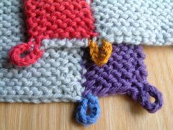 カラフルパッチワークのお茶目なプチマフラー